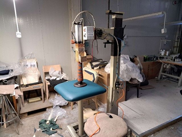 4SE502401-Caselli-Group-UPHOLSTERY-PRESS-OMEF-MTS1 (1).jpg